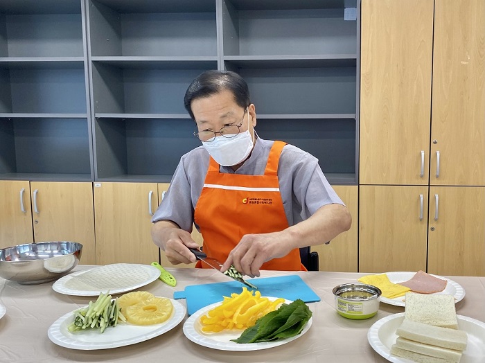 영양더하기사업 어르신 대상 조리실습 실시