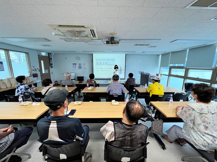 영양더하기사업 어르신 대상으로 집합교육을 실시했어요!