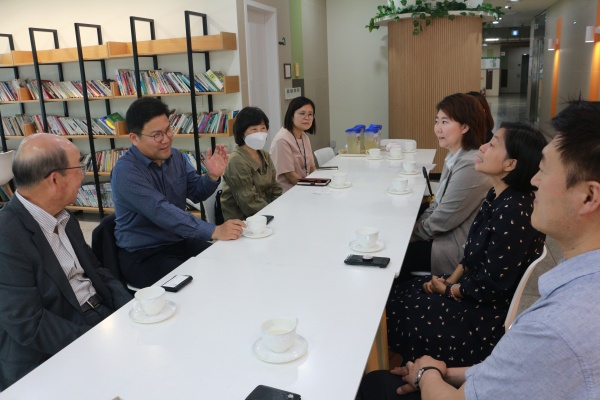 [후원전달식] 한국정보통신 후원품 전달식