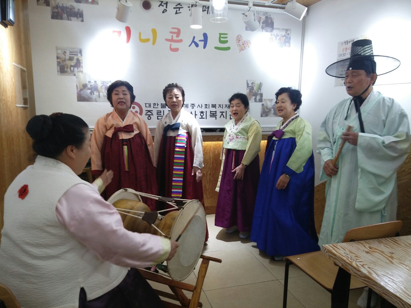 2017년도 11월 청춘카페 민요 미니콘서트 실시!!